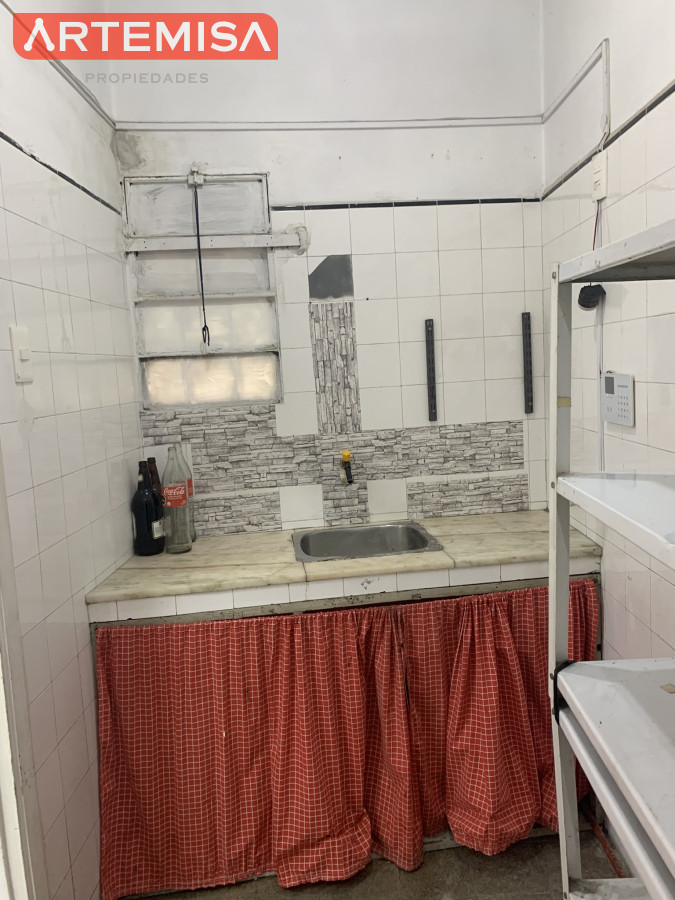 Local Comercial ID.737 - Se alquila Hermoso local Esquina