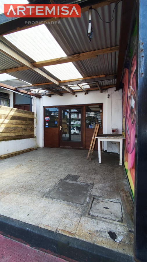 Local Comercial ID.1008 - LOCAL EN ZONA MUY COMERCIAL