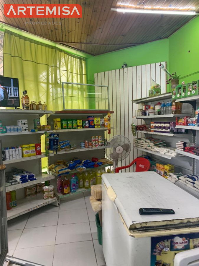 Local Comercial ID.844 - Amplio local comercial!