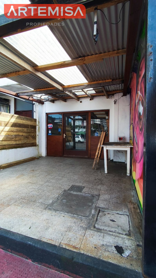 Local Comercial ID.1008 - LOCAL EN ZONA MUY COMERCIAL