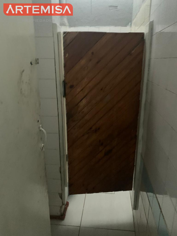 Local Comercial ID.844 - Amplio local comercial!