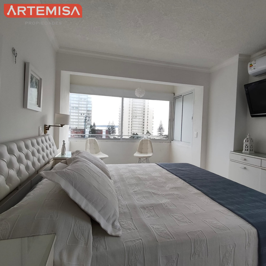 Apartamento ID.973 - DEPARTAMENTO SUPER AMPLIO E INMACULADO
