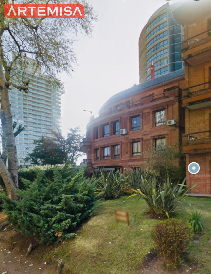 Apartamento ID.736 - Pent-House Con amplio parrillero Propio. 