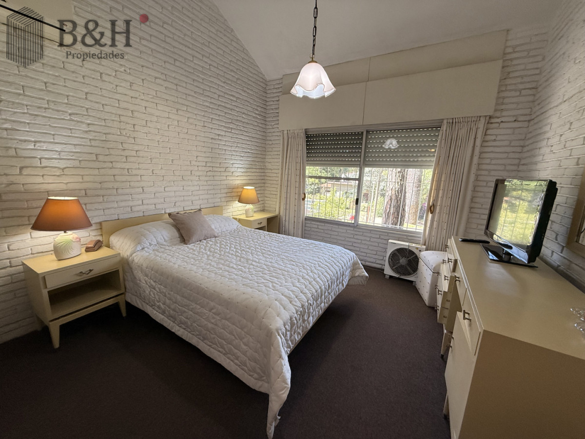 Casa ID.6339 - CASA EN ALQUILER DE VERANO EN ZONA CANTEGRIL - PUNTA DEL ESTE 