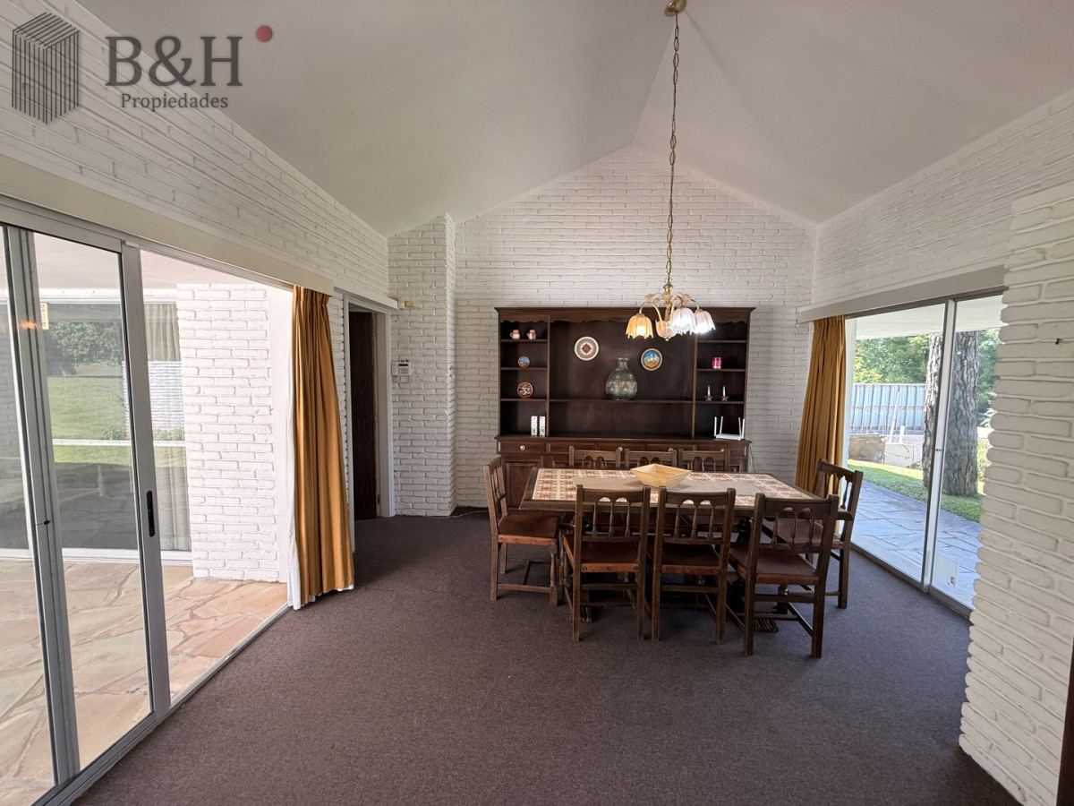 Casa ID.6339 - CASA EN ALQUILER DE VERANO EN ZONA CANTEGRIL - PUNTA DEL ESTE 