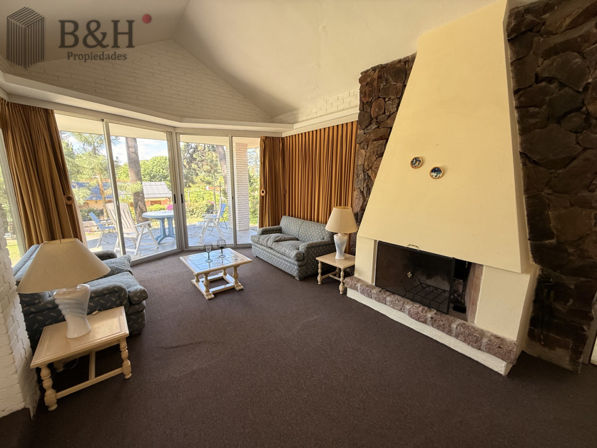 Casa ID.6339 - CASA EN ALQUILER DE VERANO EN ZONA CANTEGRIL - PUNTA DEL ESTE 