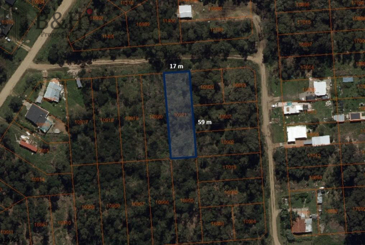 Venta de terreno de 1000 m2 con mejoras en Sauce de Portezuelo - BYH7770T