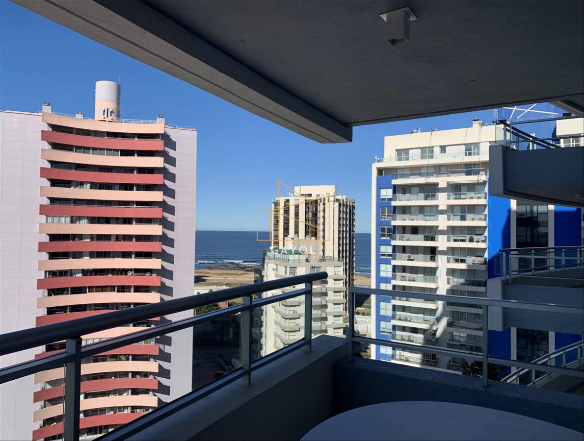 Apartamento ID.1031 - Alquiler temporal 3 dormitorios Playa Brava