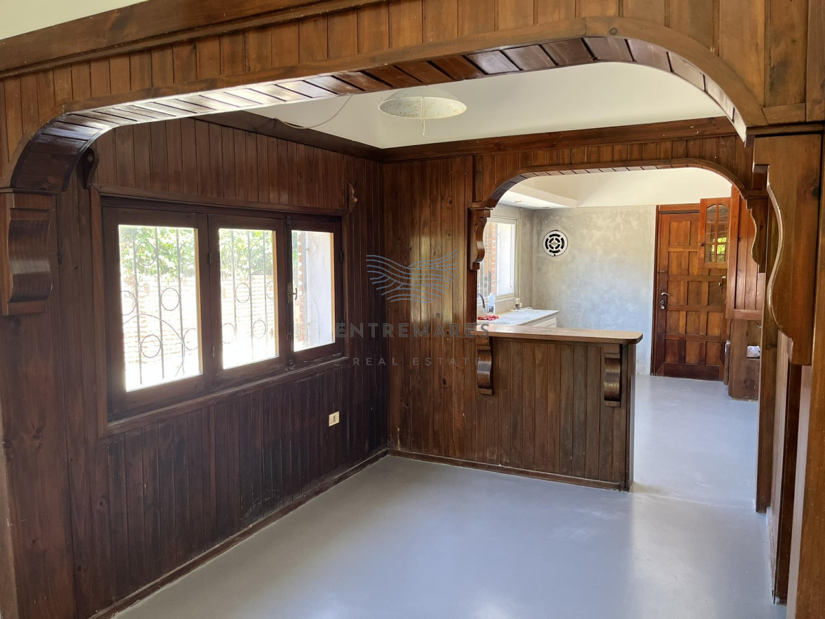 Casa ID.323 - Casa en venta en Las Delicias de 3 dorm, 2 baños, Punta del Este