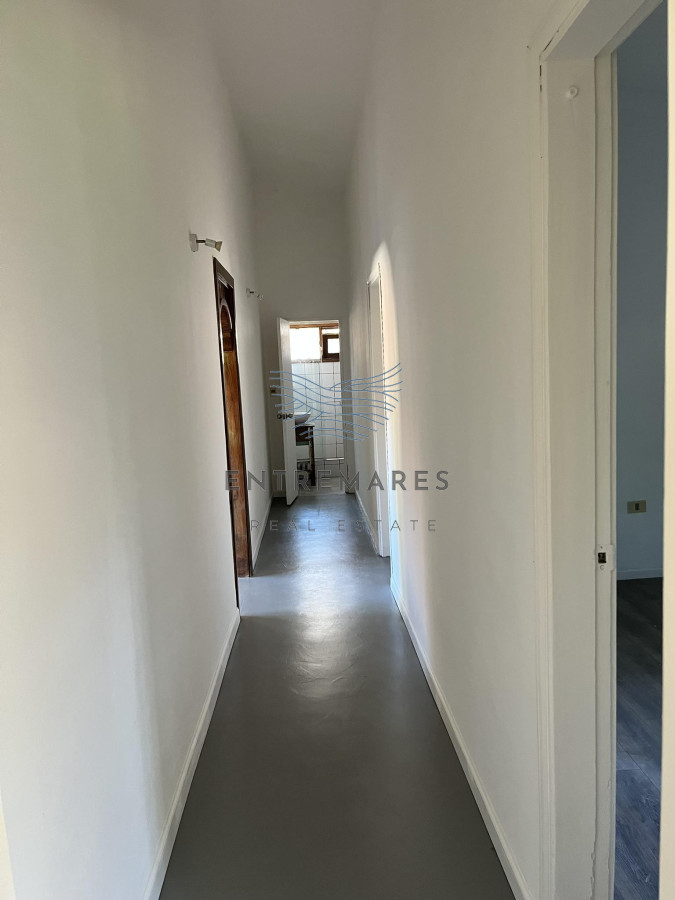 Casa ID.323 - Casa en venta en Las Delicias de 3 dorm, 2 baños, Punta del Este