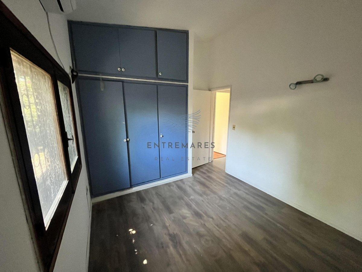 Casa ID.323 - Casa en venta en Las Delicias de 3 dorm, 2 baños, Punta del Este