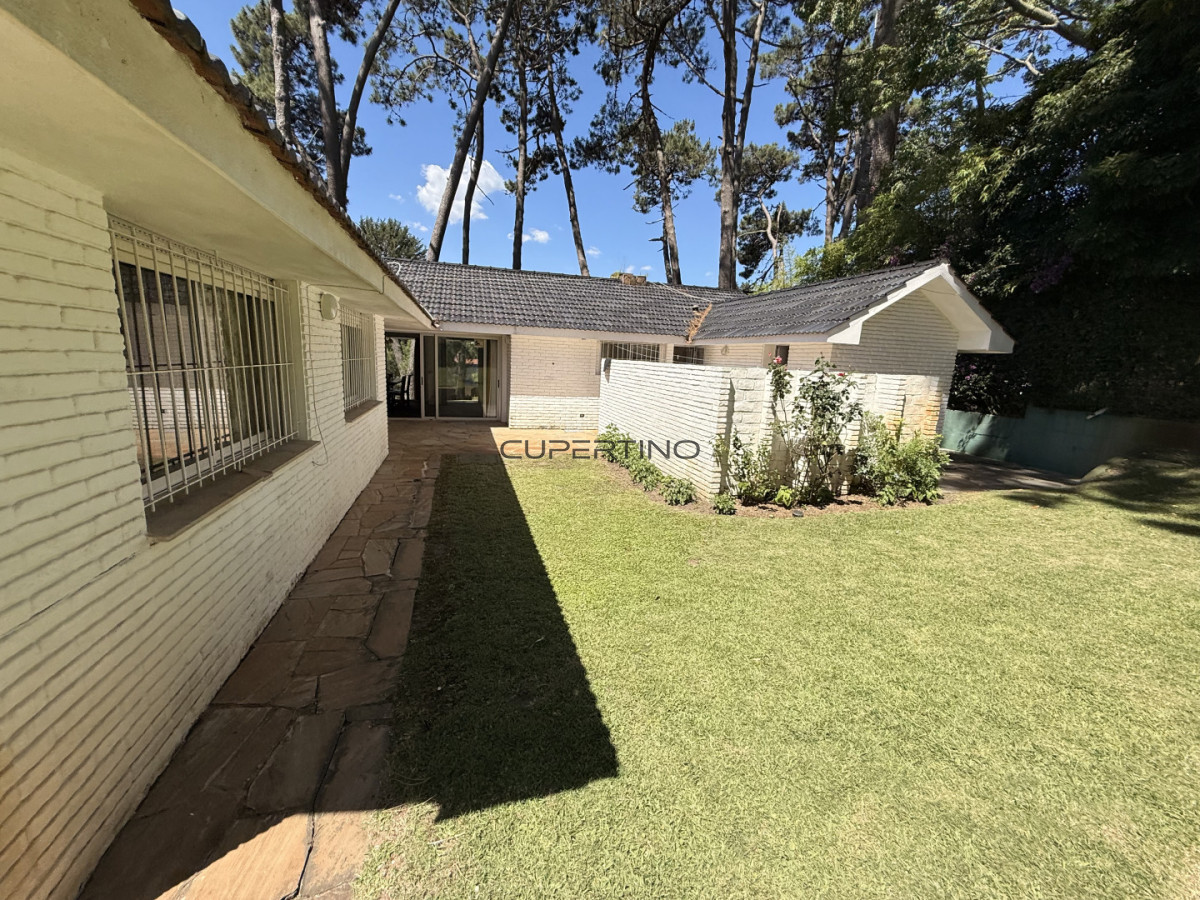 CASA EN ALQUILER DE VERANO EN ZONA CANTEGRIL - PUNTA DEL ESTE — foto 5