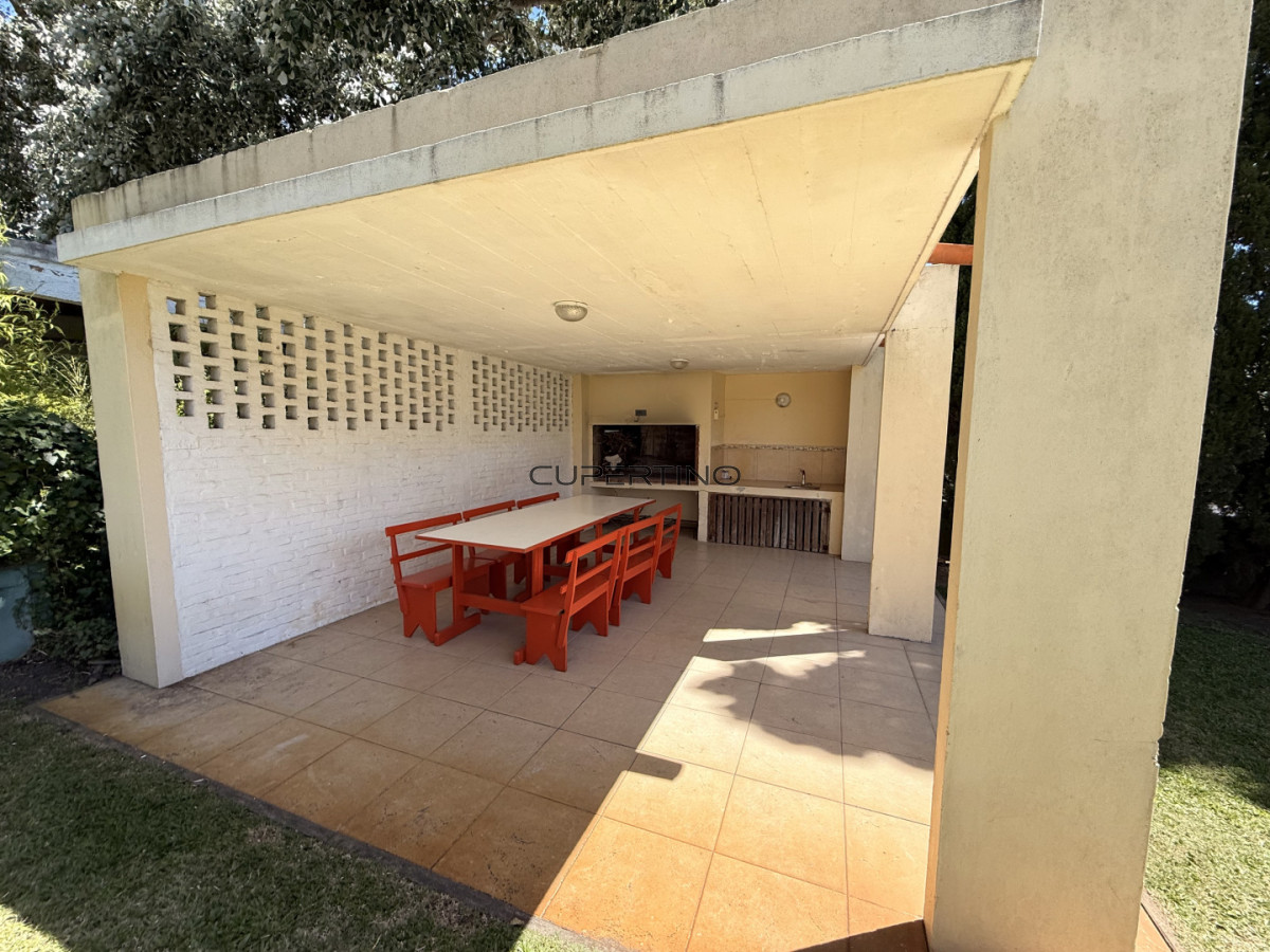CASA EN ALQUILER DE VERANO EN ZONA CANTEGRIL - PUNTA DEL ESTE — foto 4