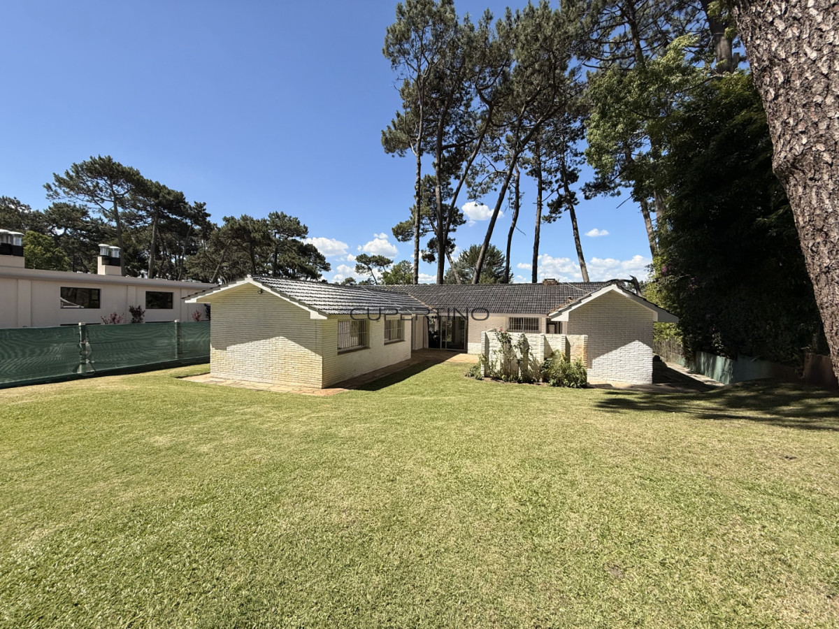 CASA EN ALQUILER DE VERANO EN ZONA CANTEGRIL - PUNTA DEL ESTE — foto 38