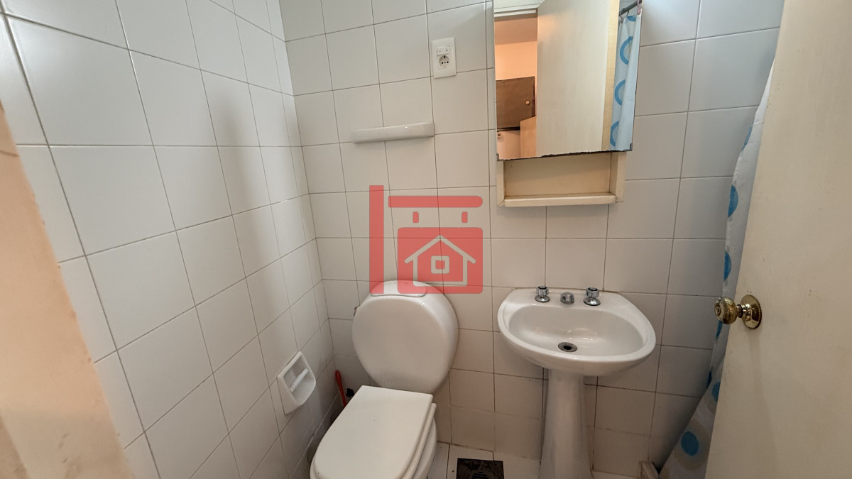 Casa ID.198 - Casa en Pinares, Punta del Este, ubicación frente al mar - Alquiler Anual 