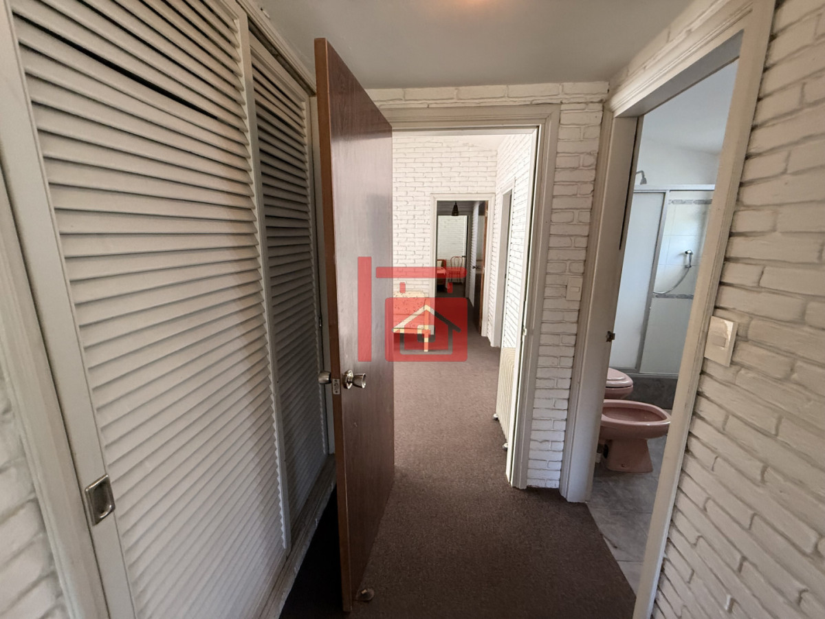 Casa ID.444 - CASA EN ALQUILER DE VERANO EN ZONA CANTEGRIL - PUNTA DEL ESTE 