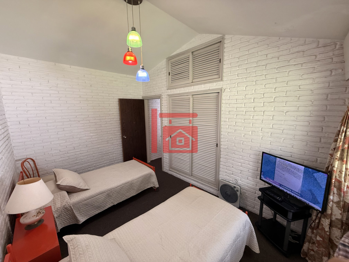 Casa ID.444 - CASA EN ALQUILER DE VERANO EN ZONA CANTEGRIL - PUNTA DEL ESTE 