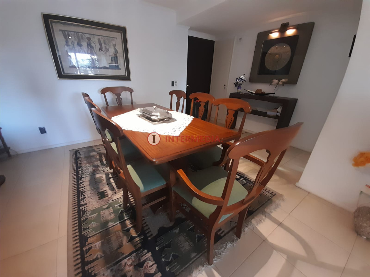 Apartamento ID.25 - Apartamento en la para 15 de la Av. Roosevelt - Punta del Este