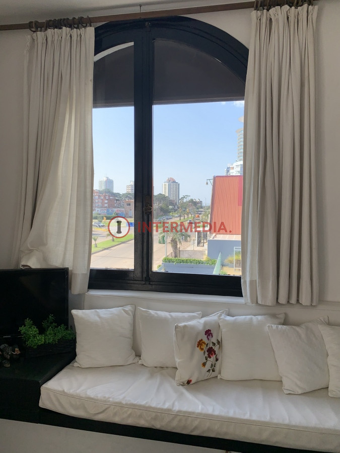 Apartamento ID.18 - Espectacular unidad para 3 Playa Mansa - Punta del Este 