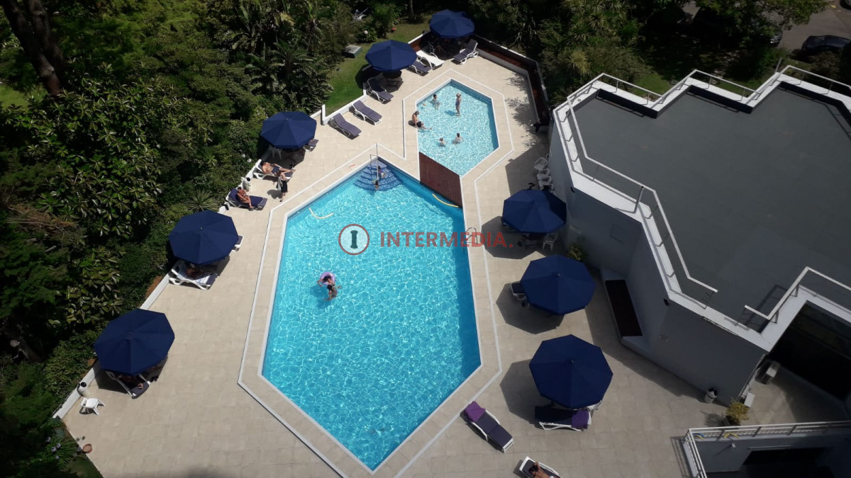 Apartamento ID.25 - Apartamento en la para 15 de la Av. Roosevelt - Punta del Este
