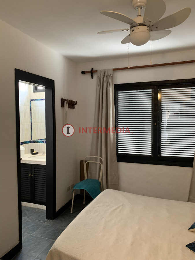 Apartamento ID.17 - Increíble unidad de 2 dormitorios parada 3 Playa Mansa