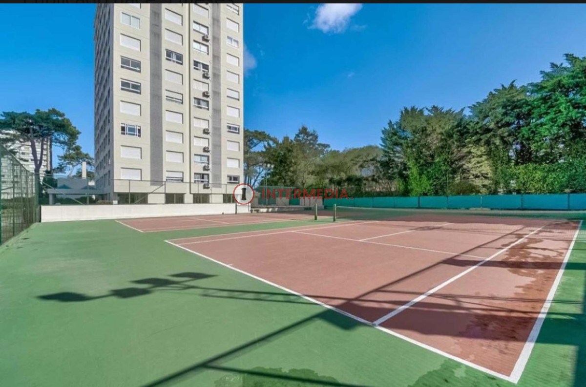 Apartamento ID.10 - Excelente Apartamento en Punta del Este 