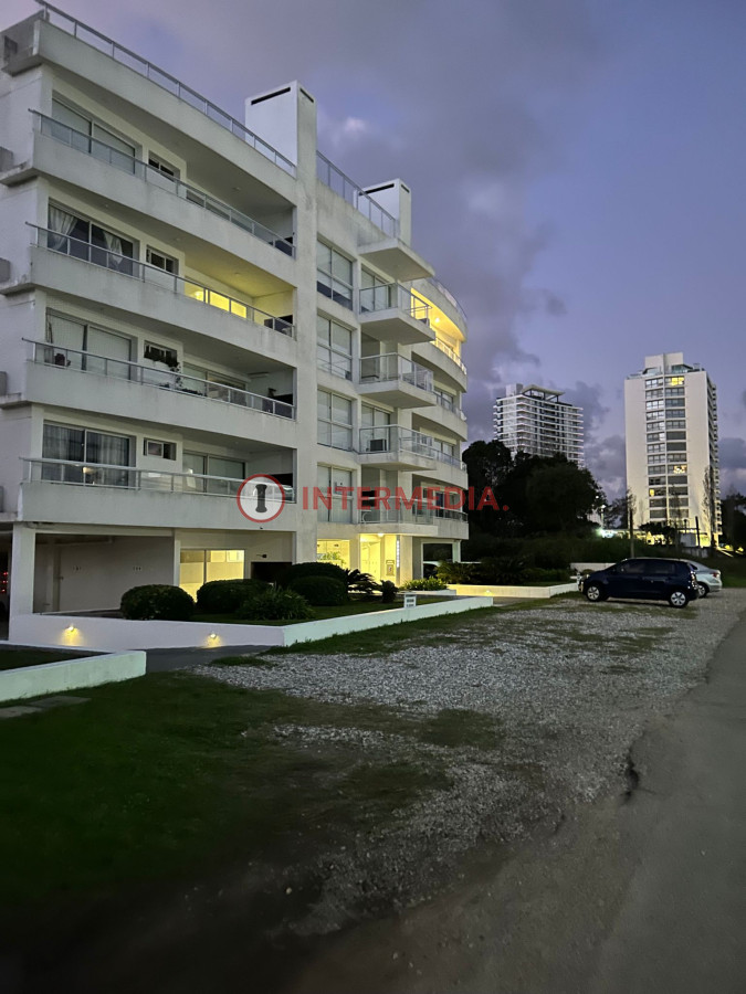 Apartamento ID.2 - Moderno apartamento en Aydi Grill - Punta del Este 
