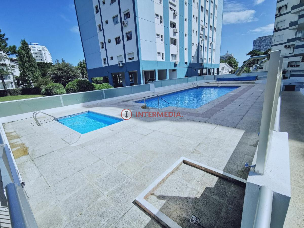 Apartamento ID.47 - Venta dpto 2 dormitorios Aydi Grill - Punta del Este