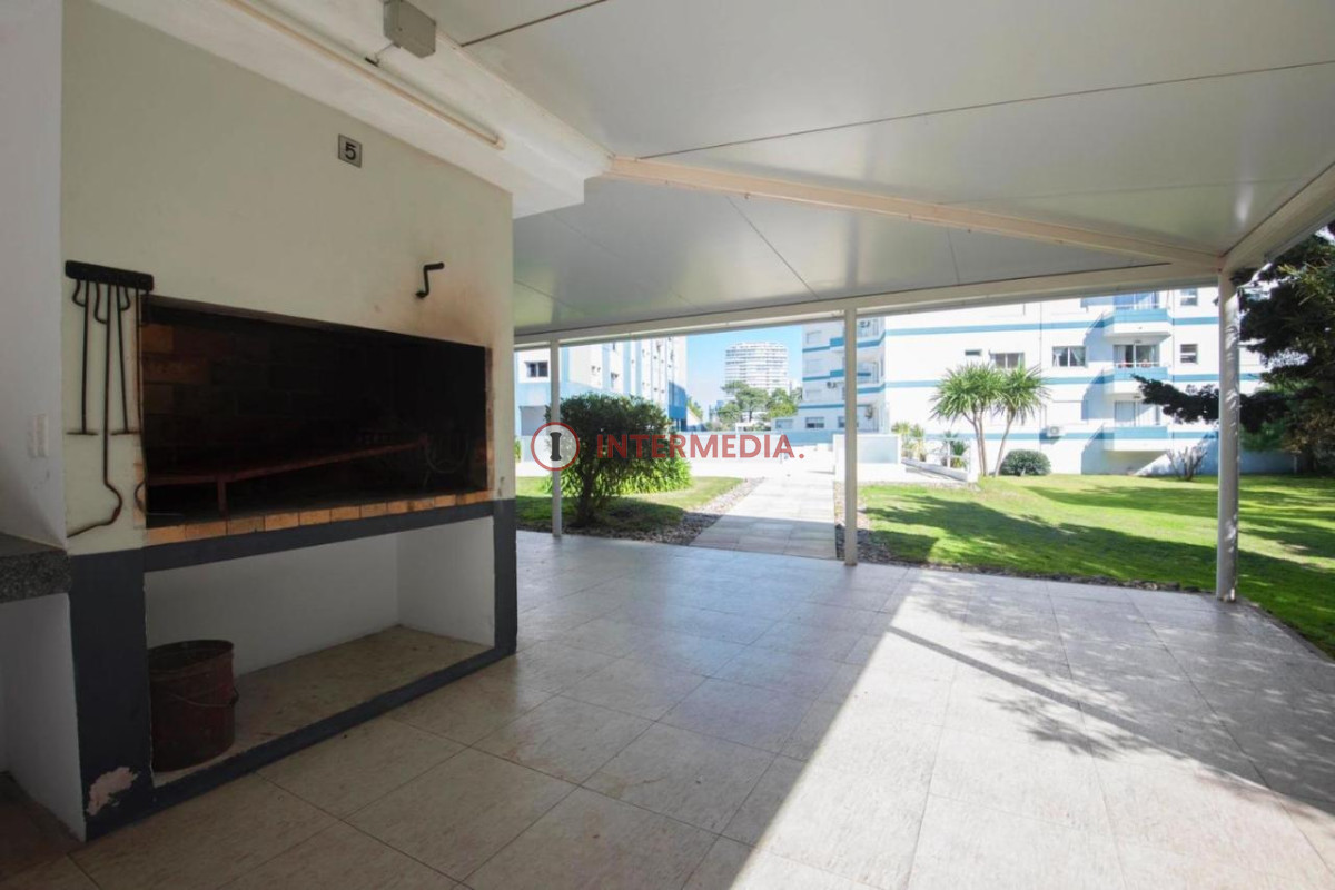Apartamento ID.47 - Venta dpto 2 dormitorios Aydi Grill - Punta del Este