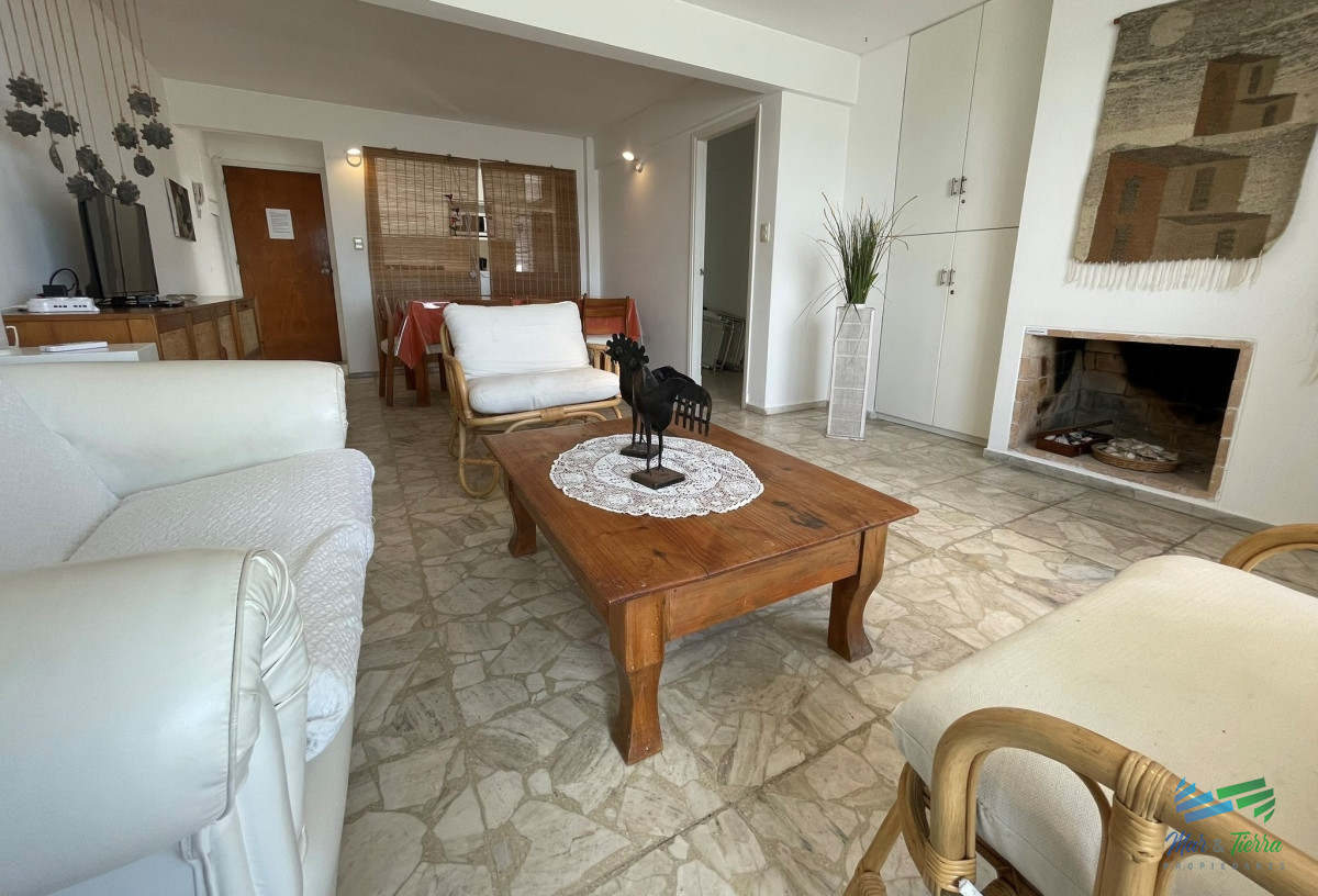 Apartamento ID.5181 - En venta apartamento 3 dormitorios con vista a playa mansa, Peninsula, Punta del Este