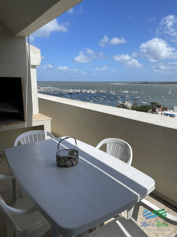 Apartamento ID.5181 - En venta apartamento 3 dormitorios con vista a playa mansa, Peninsula, Punta del Este