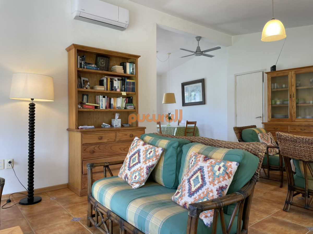 Casa ID.2755 - El privilegio de vivir en una de la ubicaciones más codiciadas y buscadas de Punta del Este. POSESIÓN  A PARTIR DE MARZO 2027.