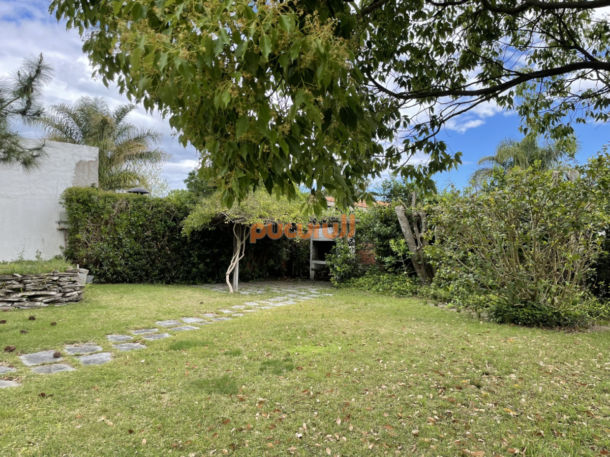 Casa ID.2755 - El privilegio de vivir en una de la ubicaciones más codiciadas y buscadas de Punta del Este. POSESIÓN  A PARTIR DE MARZO 2027.