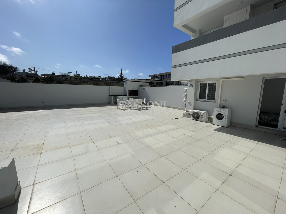 Apartamento ID.4009 - Sobre la mansa gran departamento.