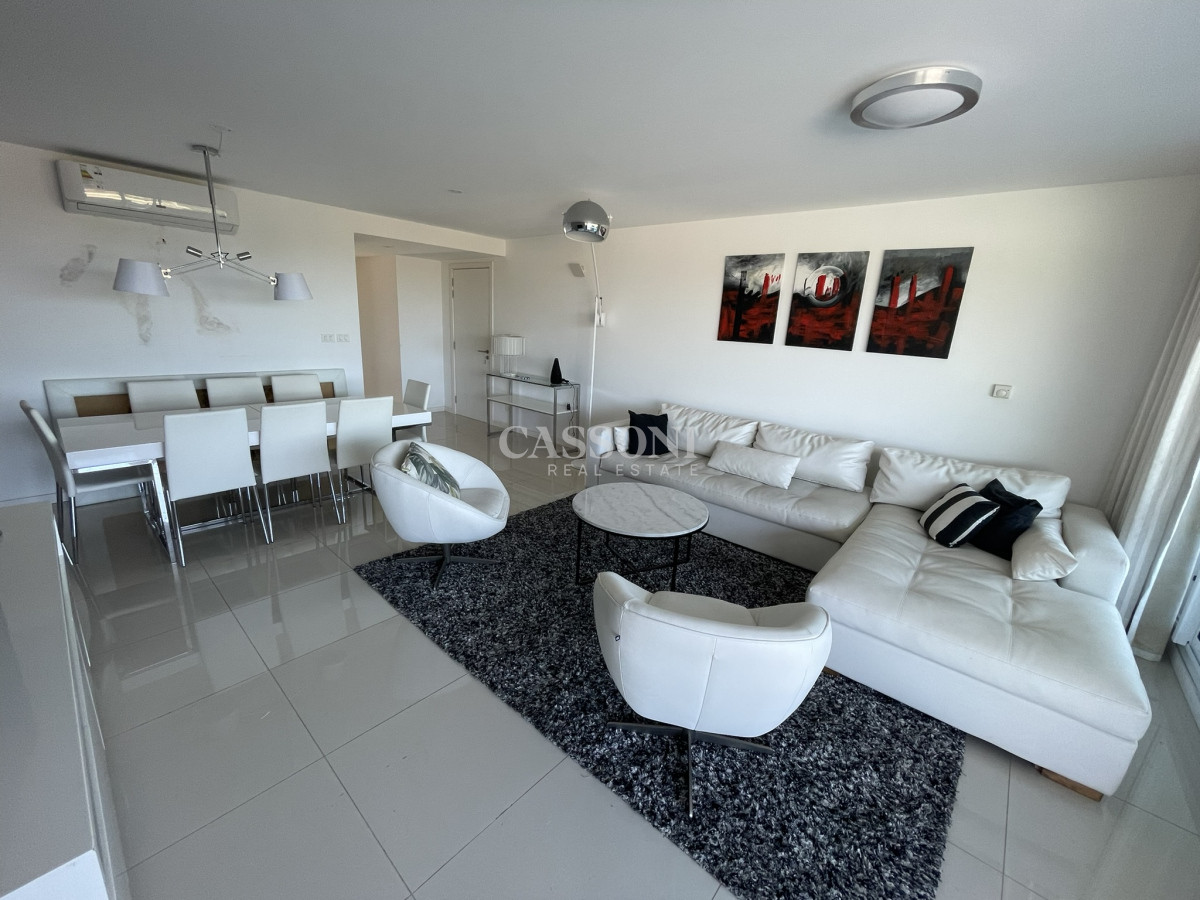 Apartamento ID.4009 - Sobre la mansa gran departamento.