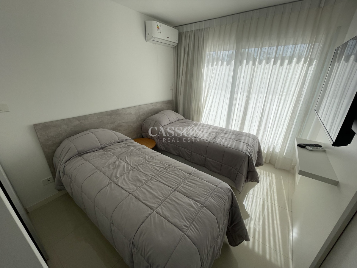 Apartamento ID.4009 - Sobre la mansa gran departamento.