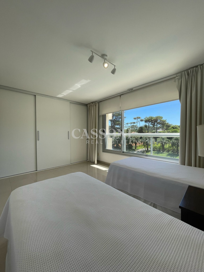 Apartamento ID.4142 - Primera fila sobre el mar de la brava con hermosa vista