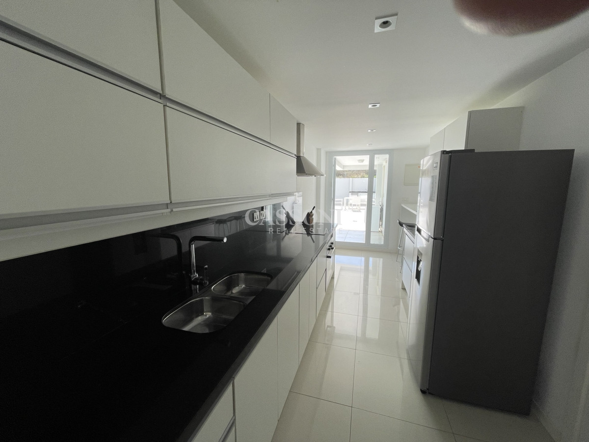 Apartamento ID.4009 - Sobre la mansa gran departamento.