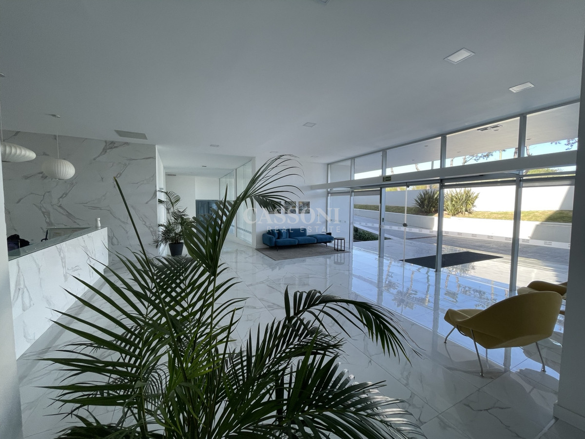 Apartamento ID.4009 - Sobre la mansa gran departamento.