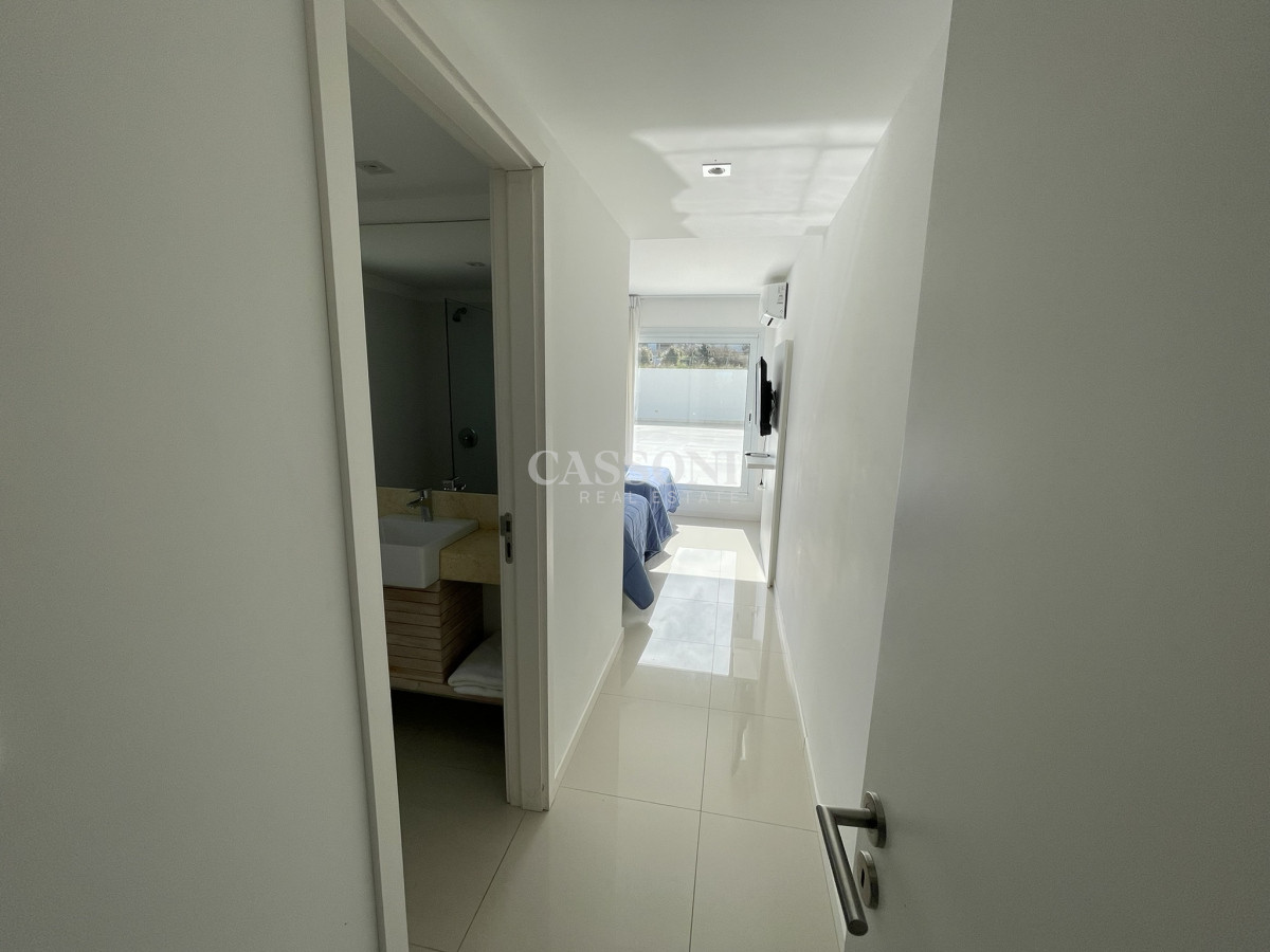 Apartamento ID.4009 - Sobre la mansa gran departamento.