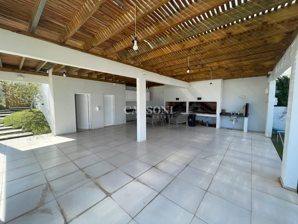 Apartamento ID.4009 - Sobre la mansa gran departamento.