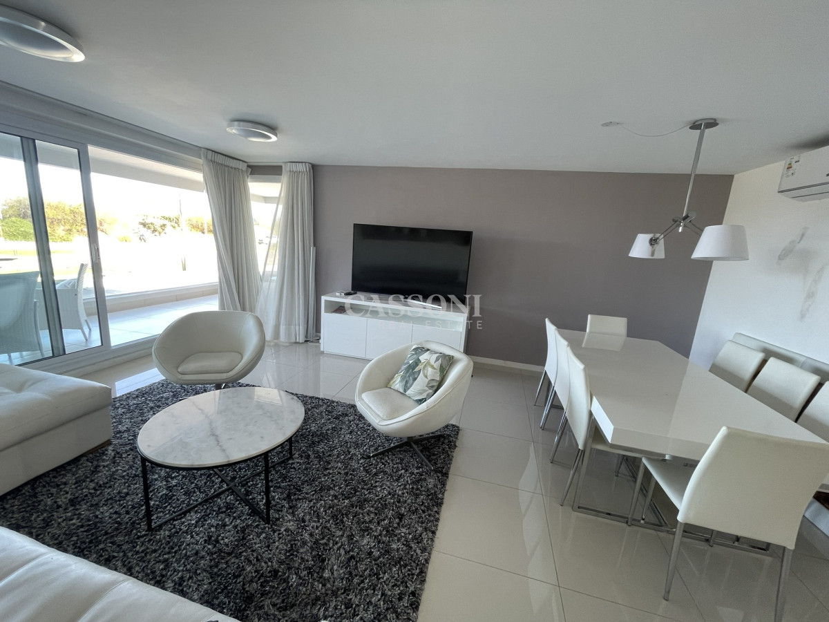 Apartamento ID.4009 - Sobre la mansa gran departamento.