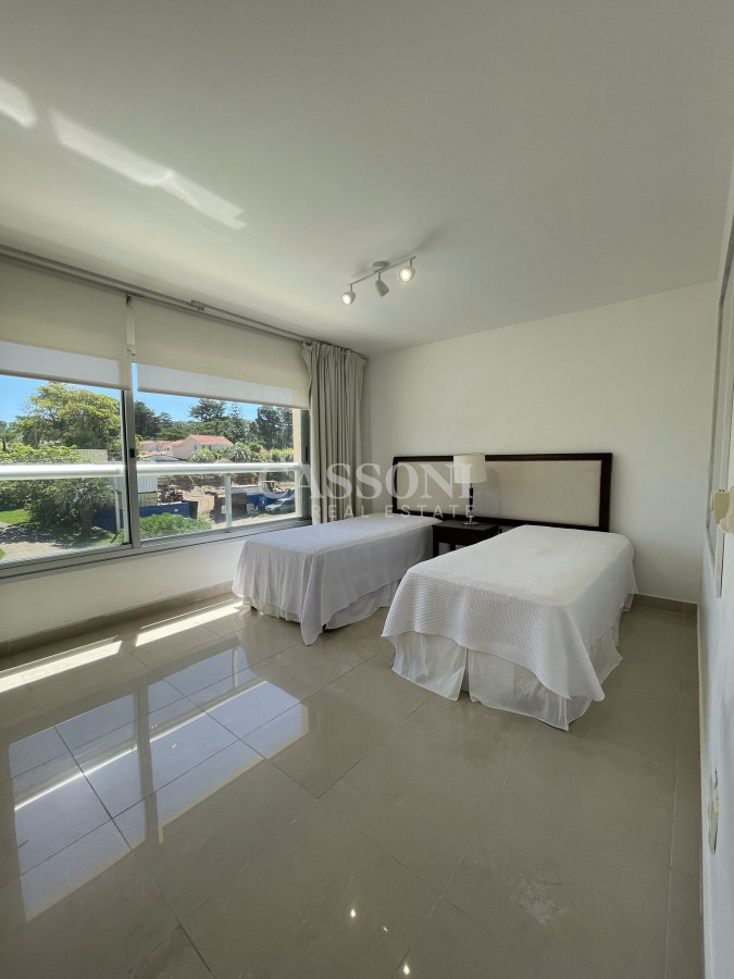 Apartamento ID.4142 - Primera fila sobre el mar de la brava con hermosa vista