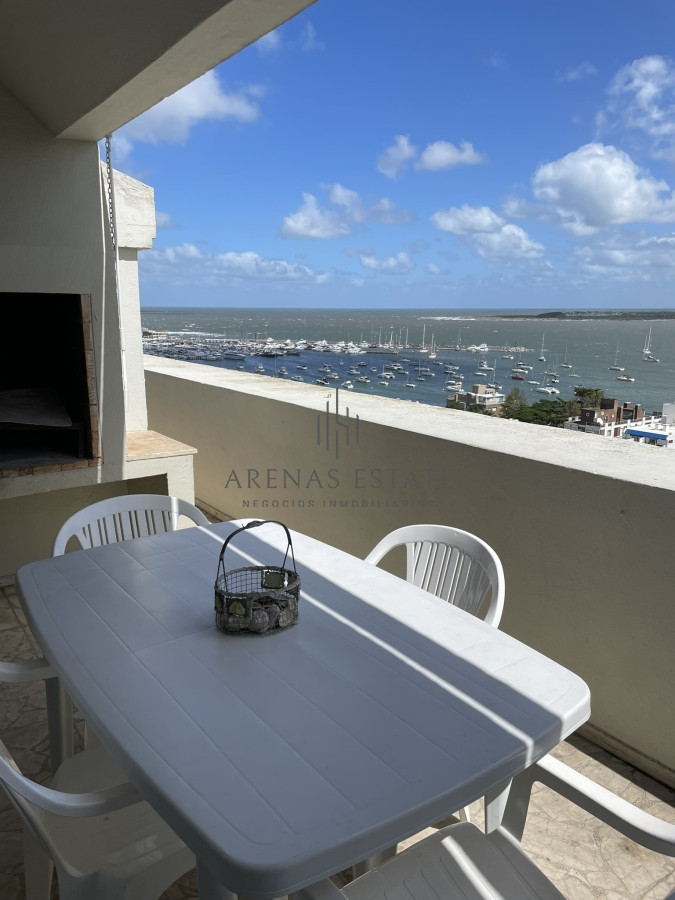 Apartamento ID.3328 - hermoso penthouse con órden de venta.