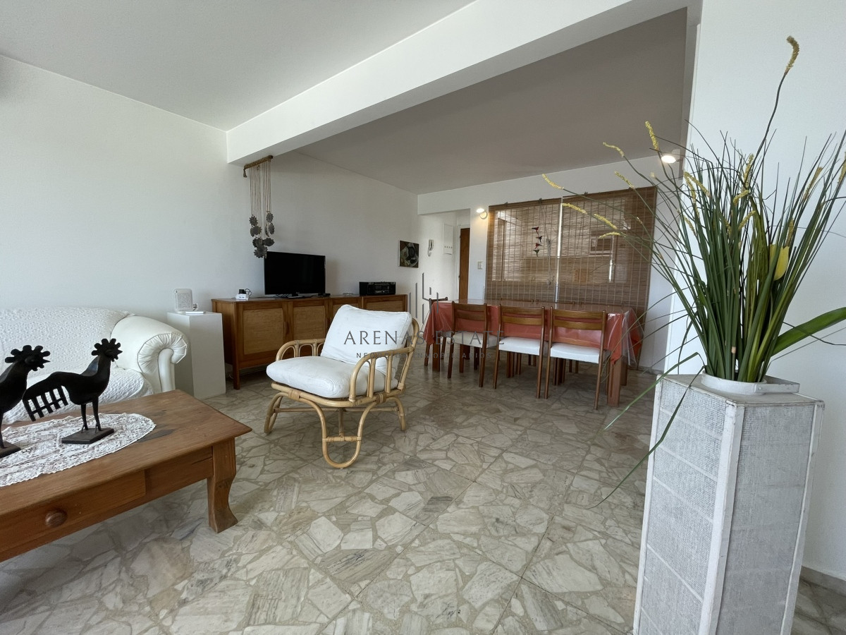Apartamento ID.3328 - hermoso penthouse con órden de venta.