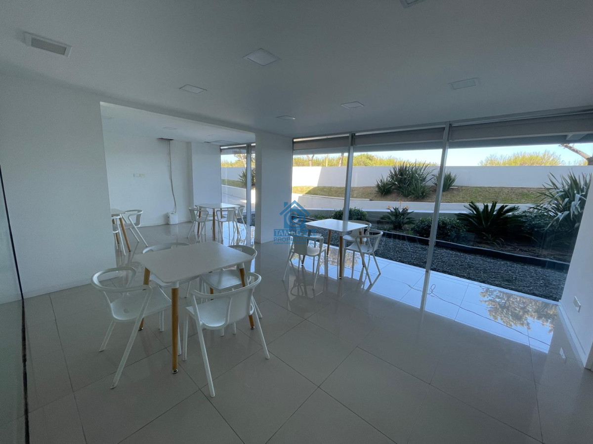 Apartamento ID.639 - Sobre la mansa gran departamento.