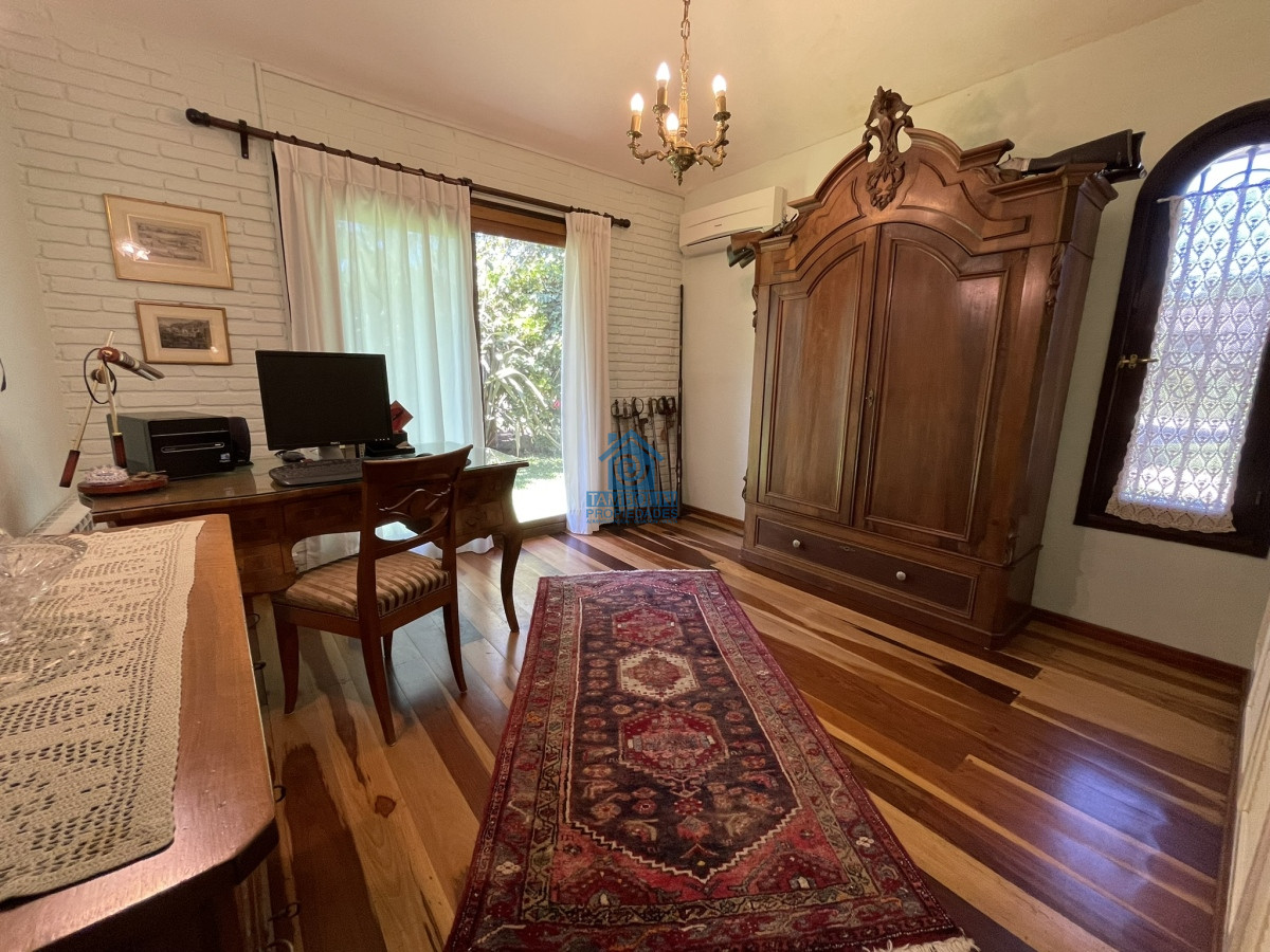 Casa ID.480 - Una propiedad esplendida, pensada y con absolutamente todas las comodidades para poder residir en ella todo el año.   