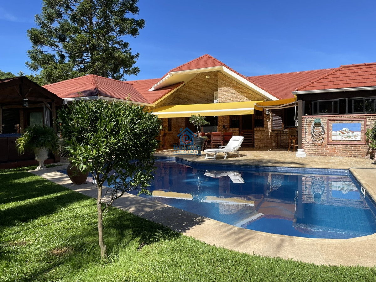 Casa ID.480 - Una propiedad esplendida, pensada y con absolutamente todas las comodidades para poder residir en ella todo el año.   