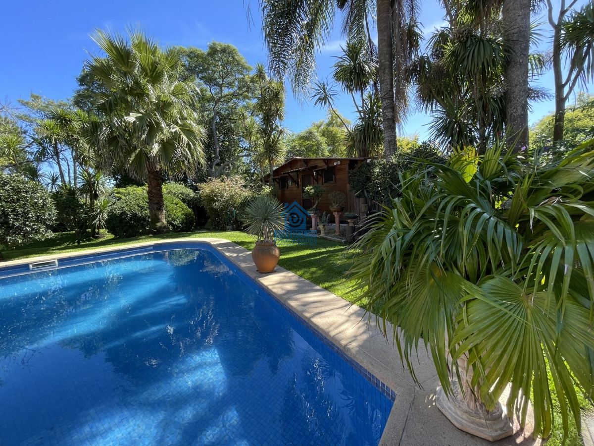 Casa ID.480 - Una propiedad esplendida, pensada y con absolutamente todas las comodidades para poder residir en ella todo el año.   