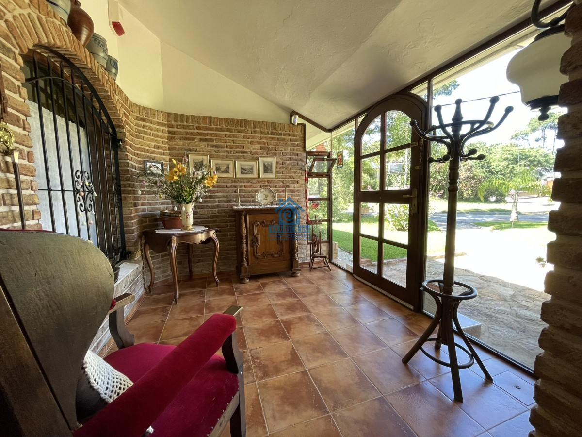 Casa ID.480 - Una propiedad esplendida, pensada y con absolutamente todas las comodidades para poder residir en ella todo el año.   